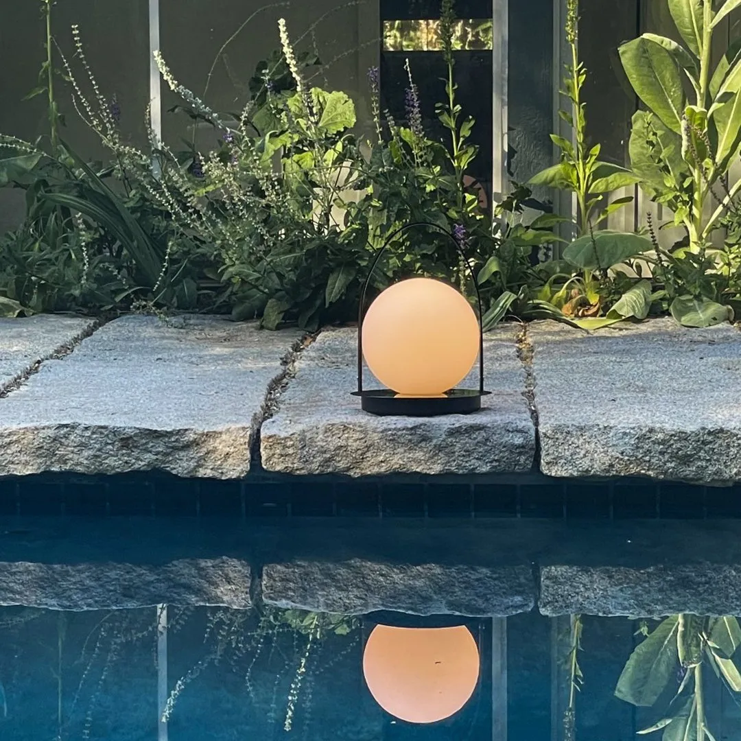 Bola Lantern