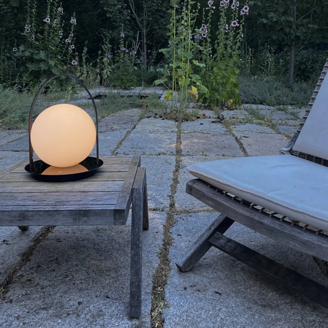 Bola Lantern