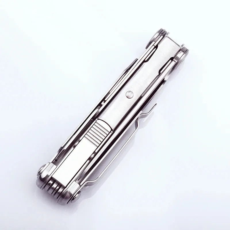 DAICAMPING DL15 Mini Portable EDC Multi-Tool with Folding Knife for Camping and Survival