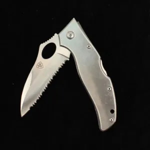 Folding Serrated Knife Medium - Ariat
