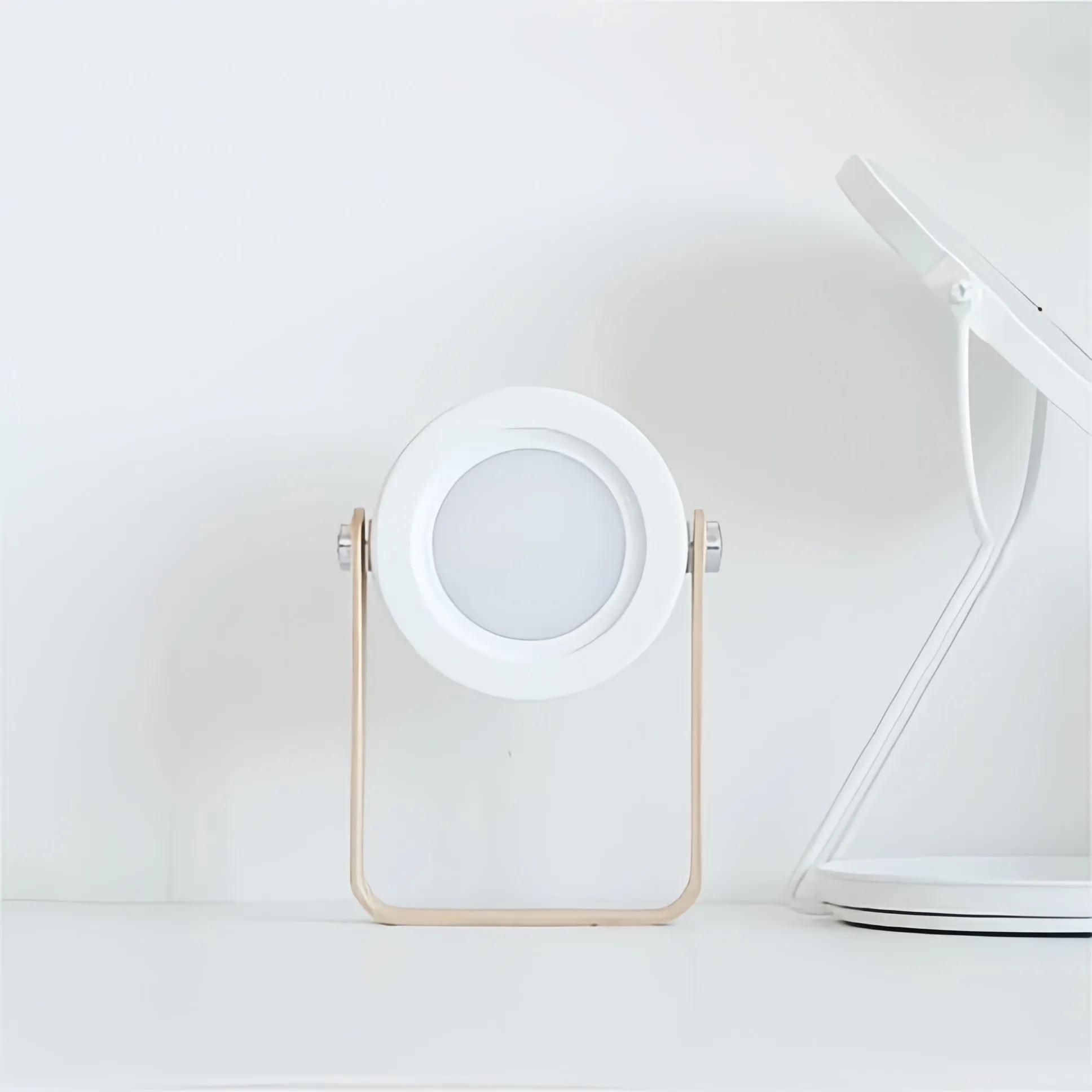 Innovative Rechargeable Lantern and Table Lamp - Versatile Lighting Solution