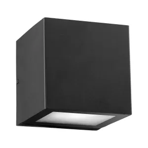 Quorum LED Outdoor Wall Lantern