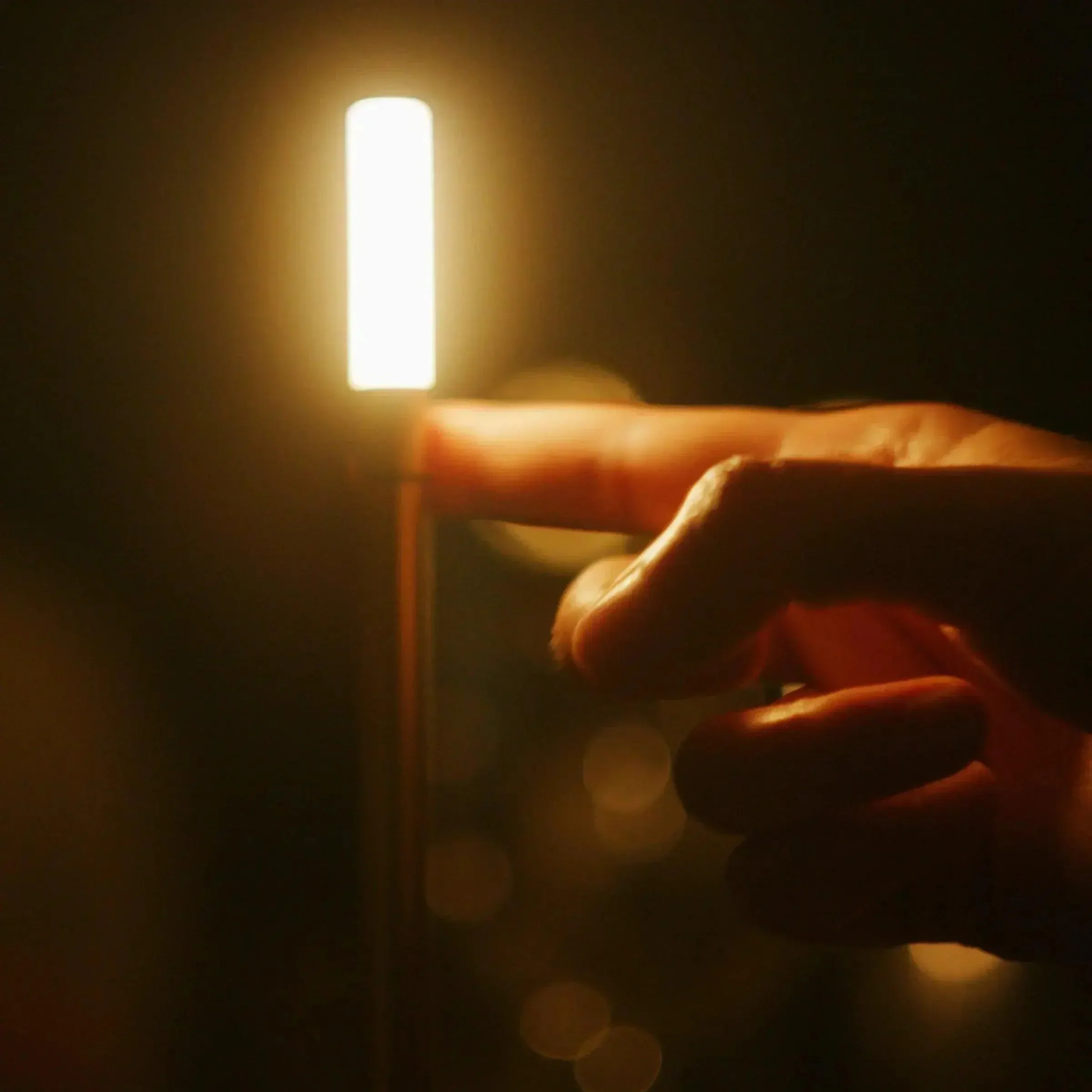 Taavita - Dimmable Rechargeable LED Table Lamp | Modern Lantern for Warm Lighting with Atmospheric Light