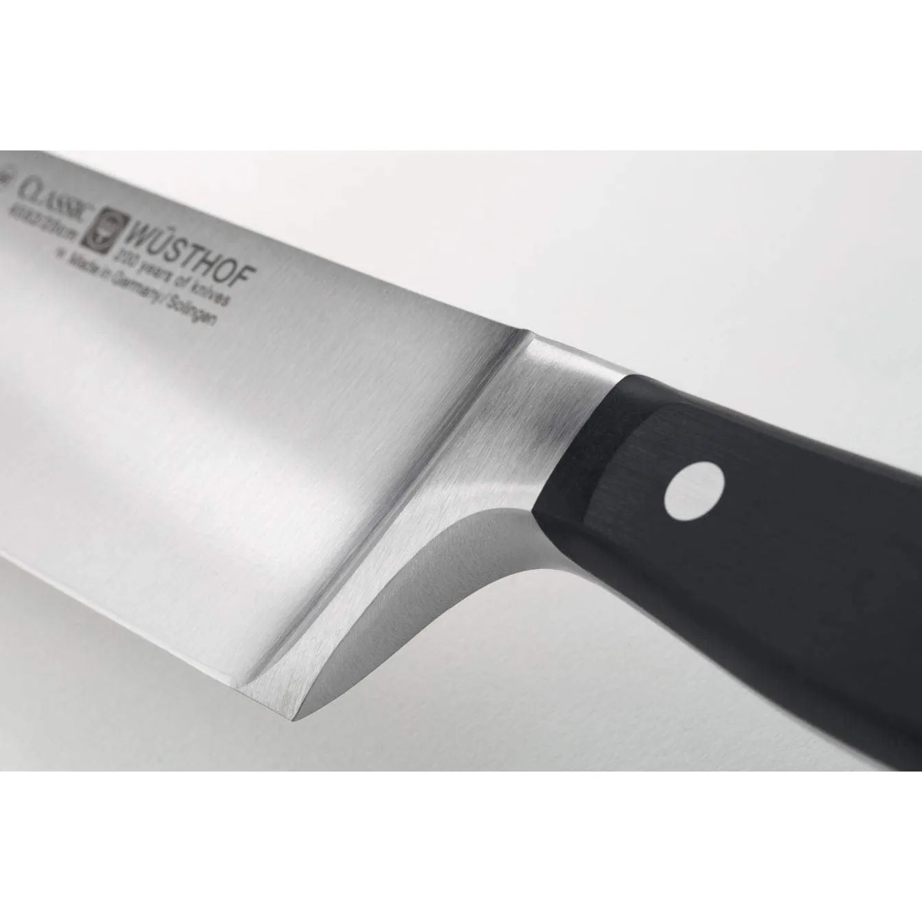 Wüsthof Classic 5" Serrated Utility Knife