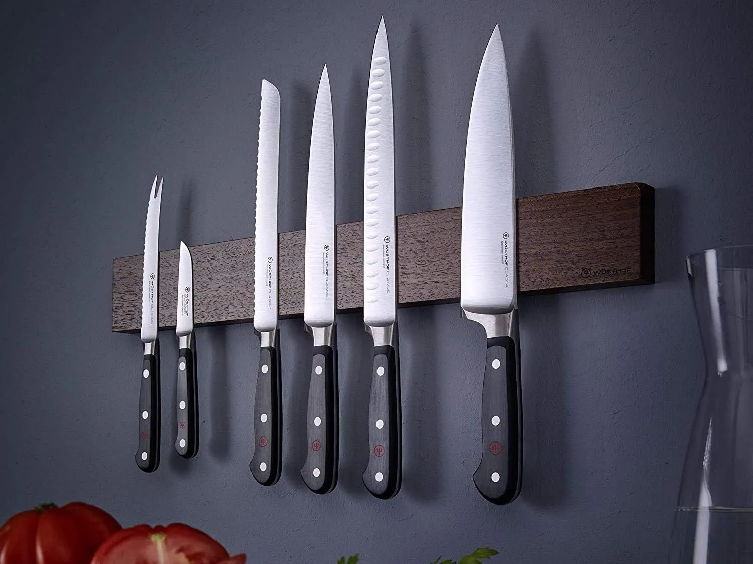 Wusthof Classic 3 1/2" Fully Serrated Stainless Steel Paring Knife, Black
